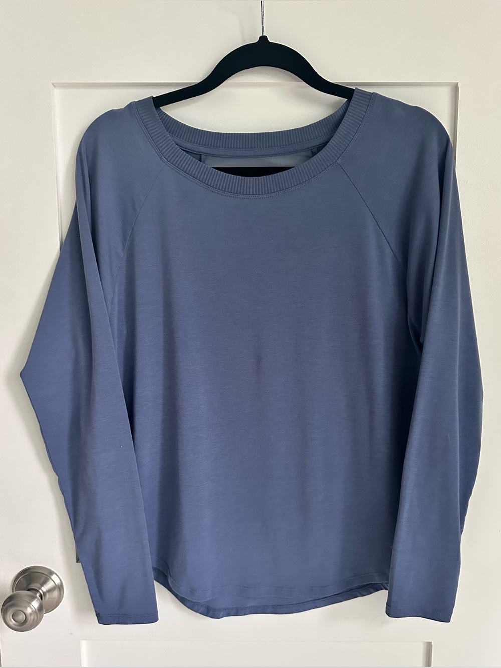 Athleta Women's Top - Dusty Blue Sz Small